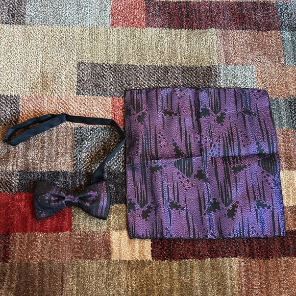Vintage bow tie and pocket square - Picture 2 of 2